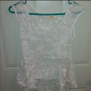 Lovely 153 Women’s Short Sleeve Crochet Shirt NWOT